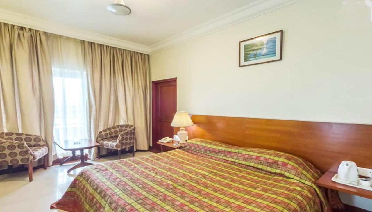 Rns Residency Sea View Otel Māvalli Dış mekan fotoğraf