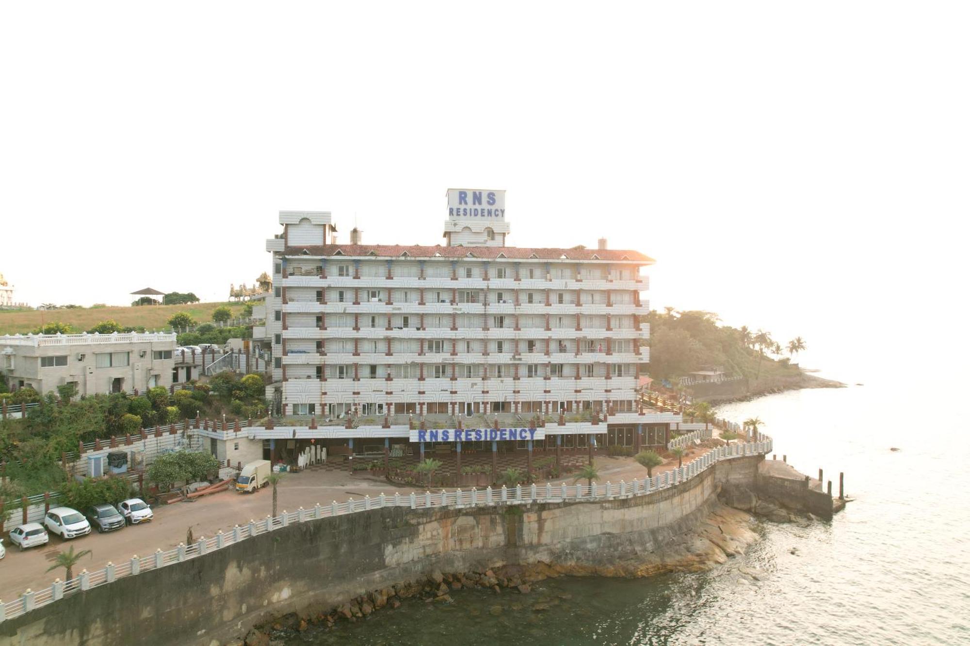 Rns Residency Sea View Otel Māvalli Dış mekan fotoğraf