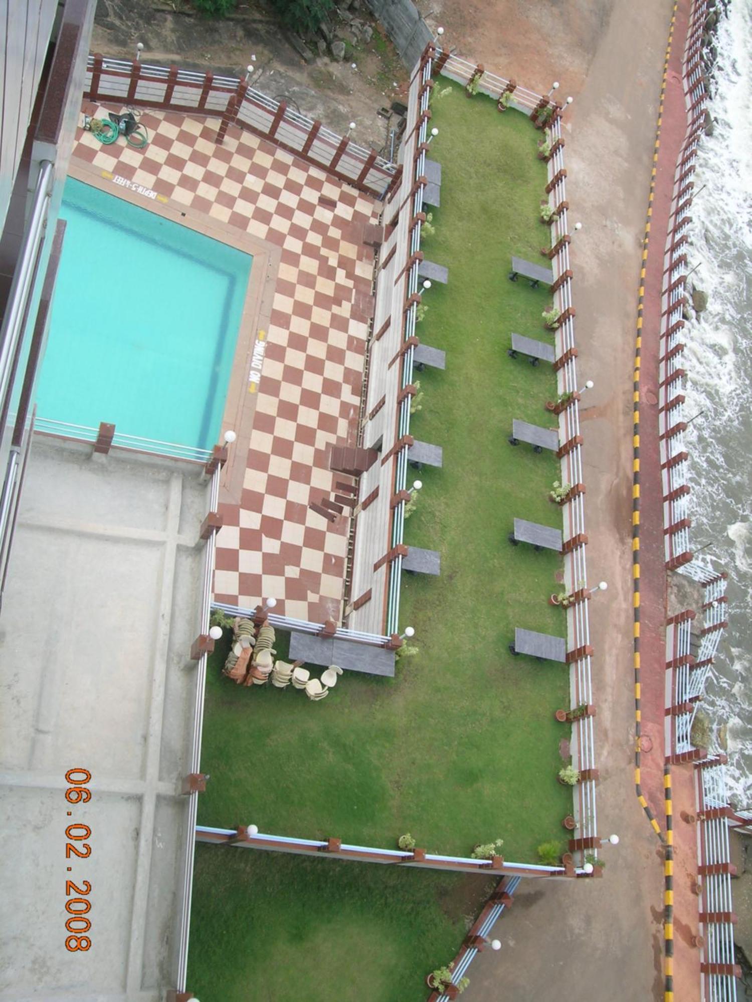 Rns Residency Sea View Otel Māvalli Dış mekan fotoğraf