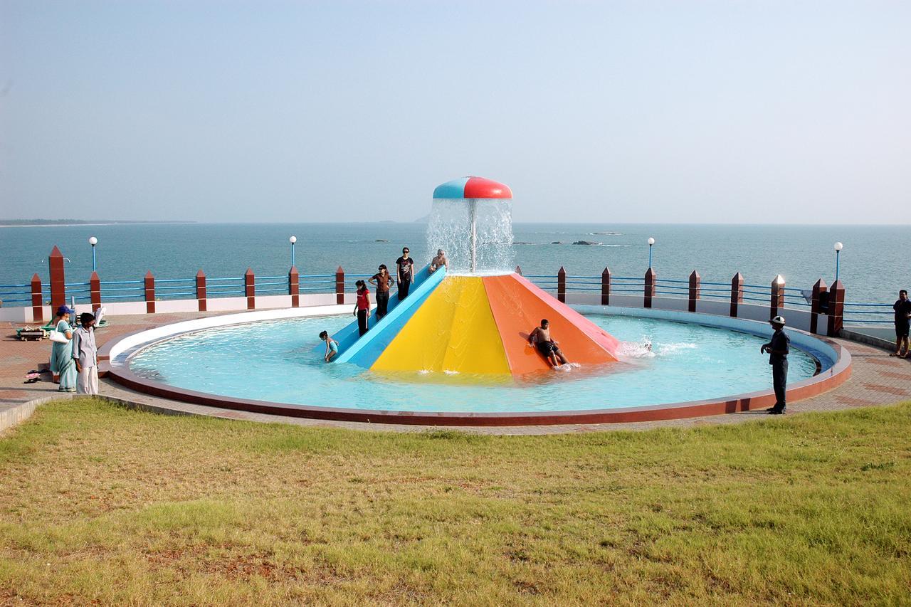 Rns Residency Sea View Otel Māvalli Dış mekan fotoğraf