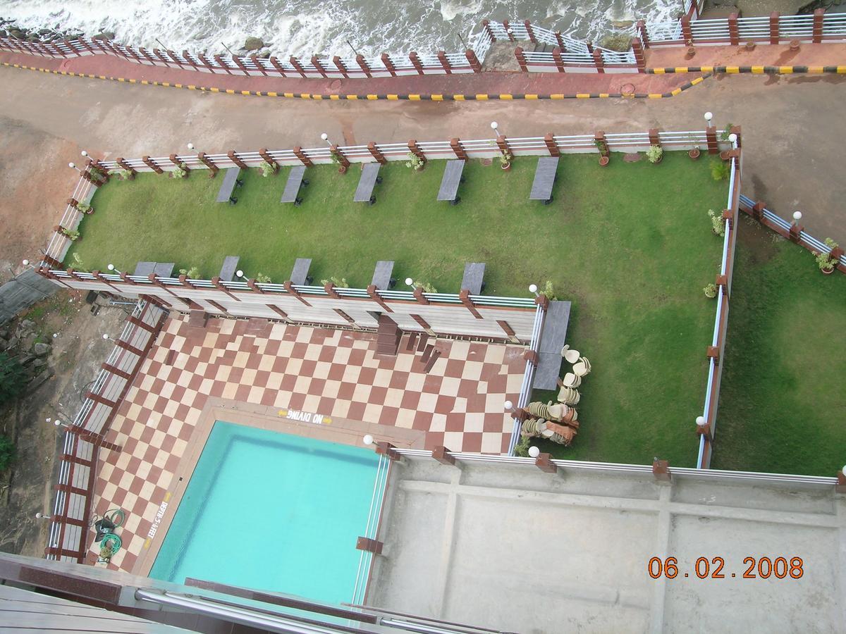 Rns Residency Sea View Otel Māvalli Dış mekan fotoğraf
