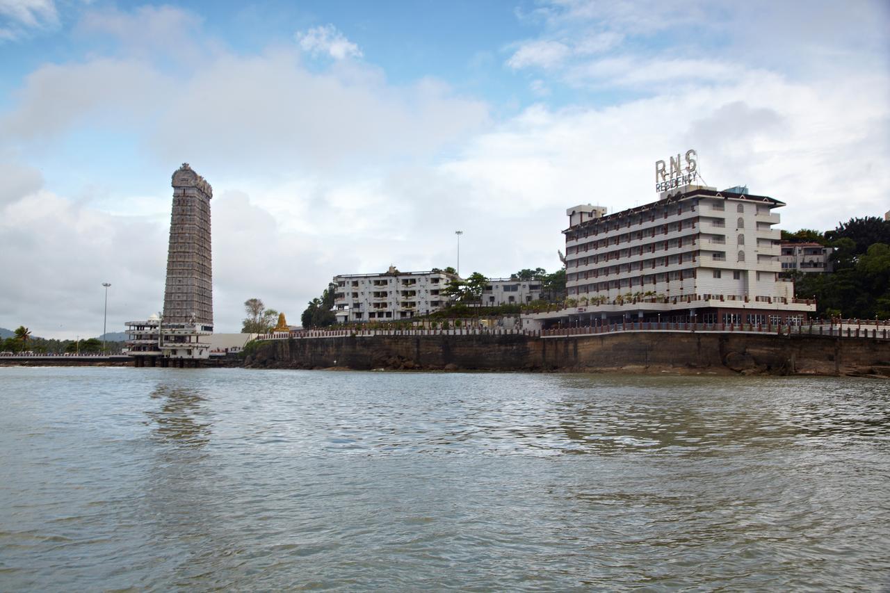 Rns Residency Sea View Otel Māvalli Dış mekan fotoğraf