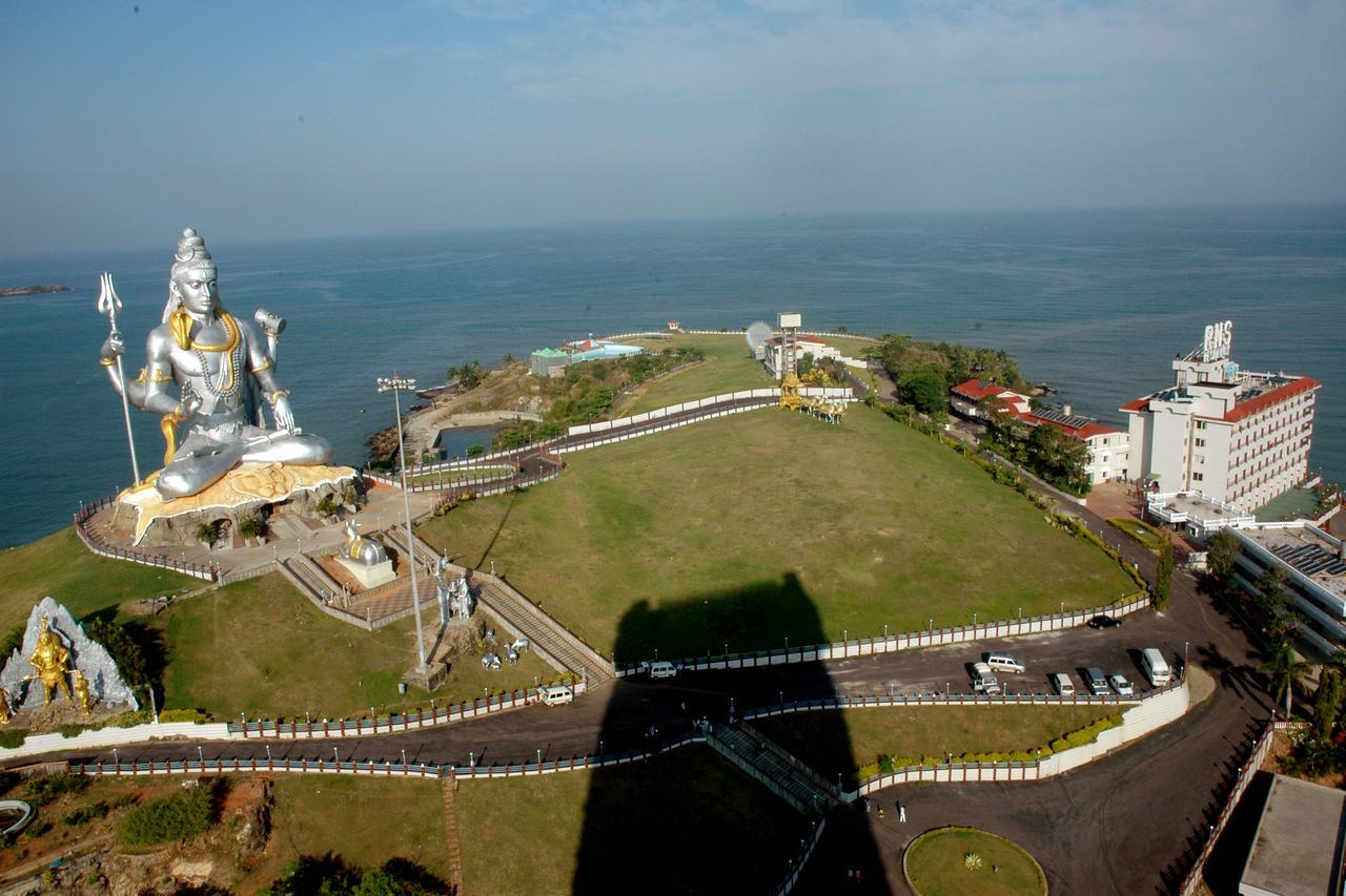 Rns Residency Sea View Otel Māvalli Dış mekan fotoğraf