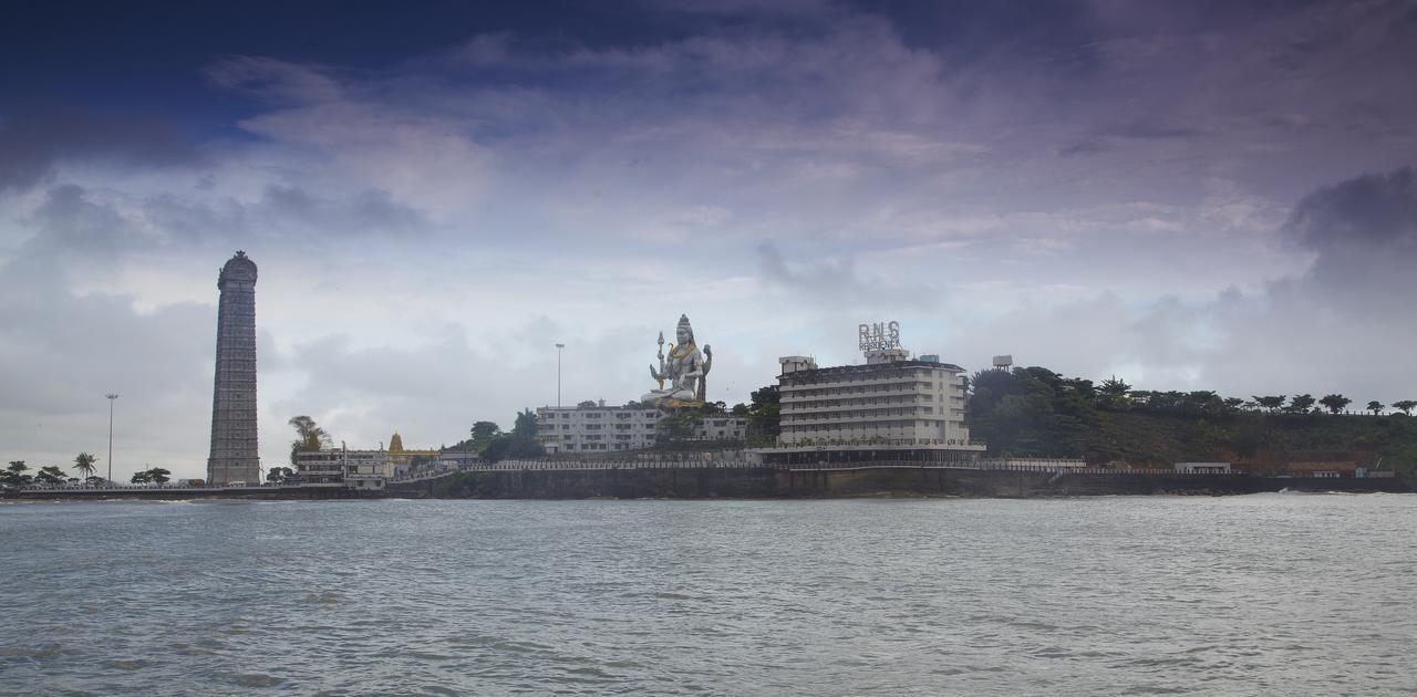 Rns Residency Sea View Otel Māvalli Dış mekan fotoğraf