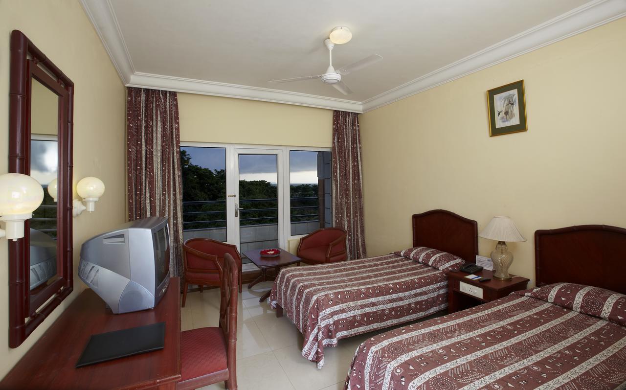 Rns Residency Sea View Otel Māvalli Dış mekan fotoğraf